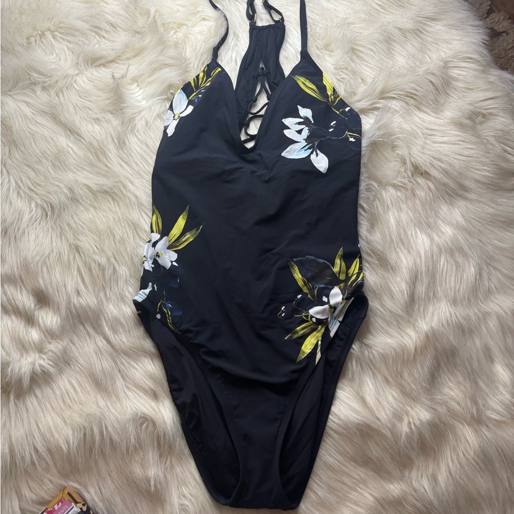 La Blanca Dirty Martini Lingerie Lace Back Mio One-Piece - Picture 6 of 6
